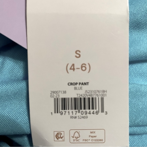 Joyspun Woman’s Cozy Pajama Pants - Picture 4 of 7